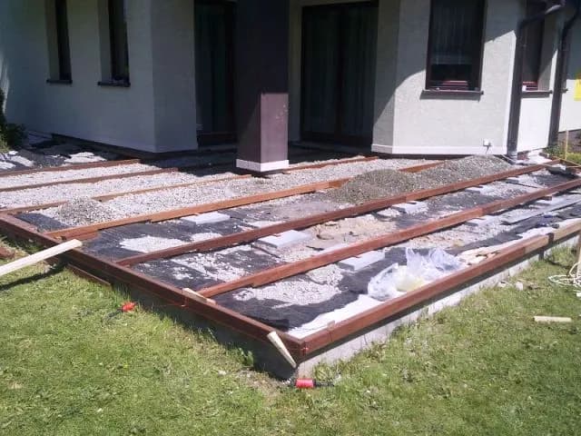 Profesjonalny taras drewniany bez błędów. Sprawdź krok po kroku jak go wykonać Profesjonalny taras drewniany bez błędów. Sprawdź krok po kroku jak go wykonać