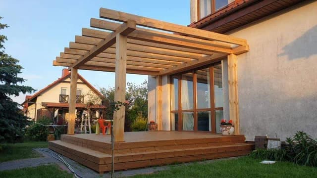 Ile krokwi na zadaszenie tarasu? Unikaj kosztownych błędów przy budowie Ile krokwi na zadaszenie tarasu? Unikaj kosztownych błędów przy budowie